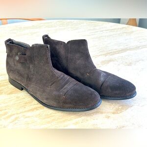 John Varvatos Men's Ankle Chelsea Boot
Size 10